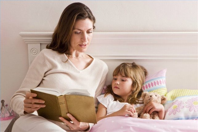 Як звичайні казки допомагають батькам у вихованні дітей